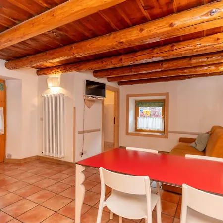 Casa Alessandra Фалькаде