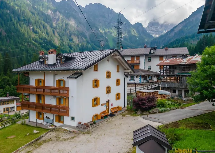 Casa Alessandra Lägenhet Falcade